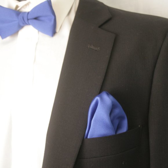 Blue 3-Piece Bow Tie, Cumberband and Pocket Square Set - Picture 3 of 5